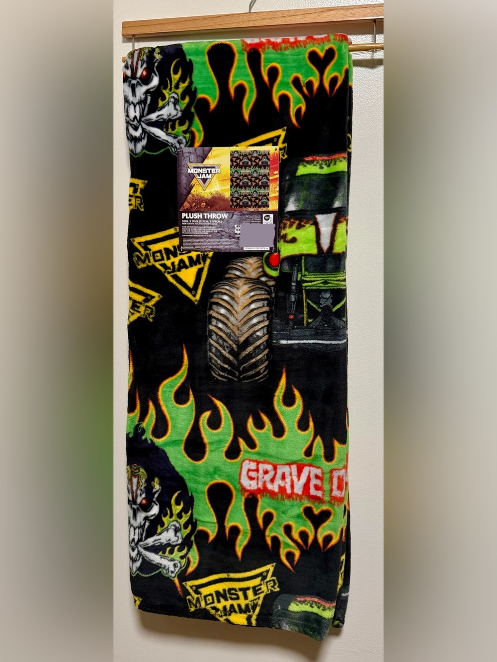 NEW RELEASE Monster jam grave digger plush blanket throw